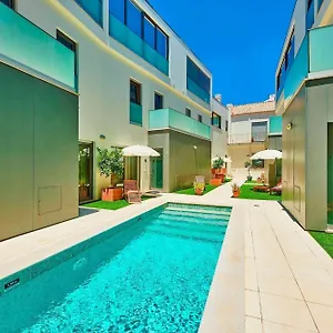 Executive Townhouse, Centre, Shared Pool Tavira